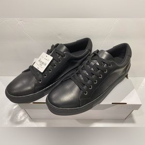 Stylus Swell Men’s size 12 sneakers